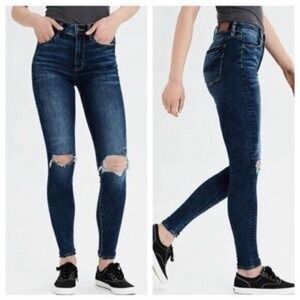 American Eagle Super High Rise Jegging Jeans Distressed Knees Blue Womens Size 2